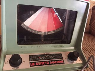 Lie Detector Machine,  1961 Vintage 3