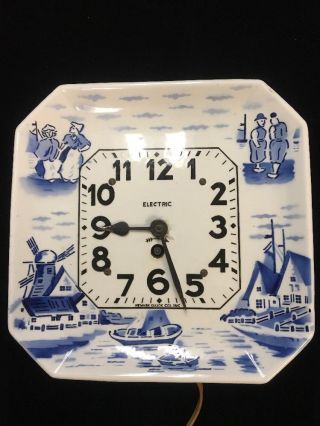 Vintage Newark Clock Company Electric Porcelain Wall Clock Delft Plate Style 2