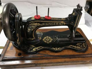 1887 Singer 12k Hand Crank Sewing Machine Fantastic