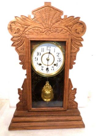 1900 American Golden Oak 8 Day Striking Shelf Clock