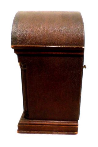 Seth Thomas Small Raised Numeral & Striking Mahogany Bracket Clock - - 1900 3
