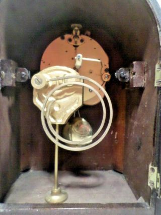 Seth Thomas Small Raised Numeral & Striking Mahogany Bracket Clock - - 1900 5