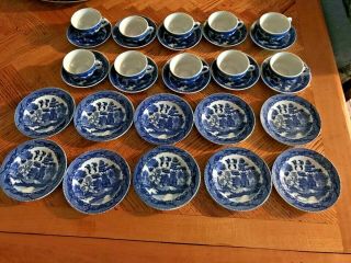 VINTAGE BLUE WILLOW CHILD ' S TEA SET - 10 CUPS/SAUCERS/DESSERT PLATES - JAPAN 4