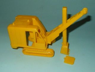 1960s Marx Big Inch Pipeline Play Set Plastic Power Shovel With Crane Attachment