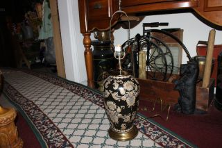 Chinese Japanese Black & Gold Floral Pattern Table Lamp - Stunning Lqqk