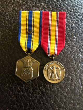 Mini Miniature Us Air Force Usaf Commendation National Defense Medal Award