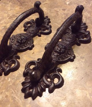 4 Large Rustic Lion Head Face Ornate Cast Iron Gate Door Pull Handles 9 - 1/4 " L