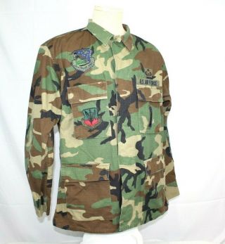 Vintage US Air Force BDU Jacket Military Patches Camo 8415 - 01 - 390 - 8550 Large CR 5