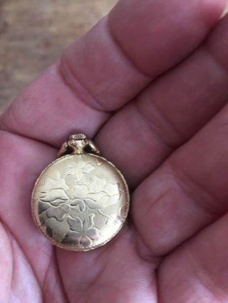 Vintage Mondaine 17 Jewels Incabloc pocket watch ornate gold filled Well 7