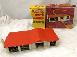 Vintage Hot Wheels - Charger Complete Box Mattel
