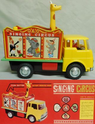 1960 Tomy Japan Singing Animal Circus Tin Toy Truck W/ Sounds & Motor,  Box Ln