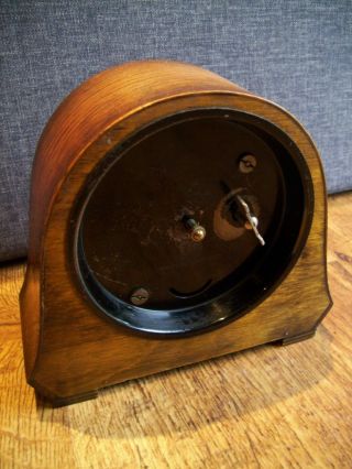 Antique 1930 ' s Art Deco Glen Oak Cased Mantel Clock (Winding Mechanism Scotland) 4