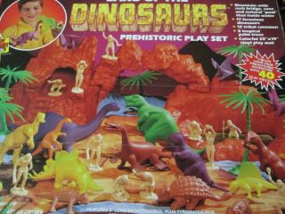 Land Of The Dinosaurs,  Prehistoric Playset With Cavemen Figures,  Toy Street - Nr