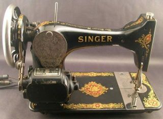 Antique Singer Model 15 Portable Sewing Machine W/Decals 4