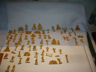 Marx Davy Crockett Plastic Cowboys And Indians Unusual Colors Timmee ? Mpc ?