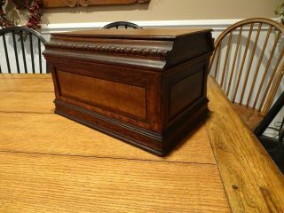 Antique 1894 Willcox & Gibbs Treadle Sewing Machine Oak Bonnet / Coffin top 2