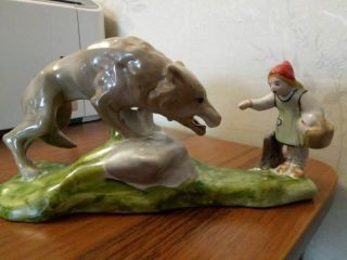 Little Red Riding Hood And The Wolf Fairy Tale Russian Porcelain Figurine 513u