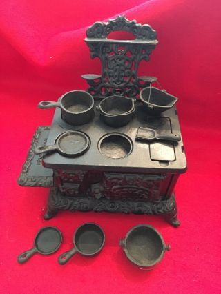 Antique Royal Cast Iron Miniture Toy Stove