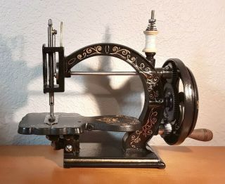 Rare - Grant Brothers Sewing machine - circa 1870,  Hand Crank,  England Style 12