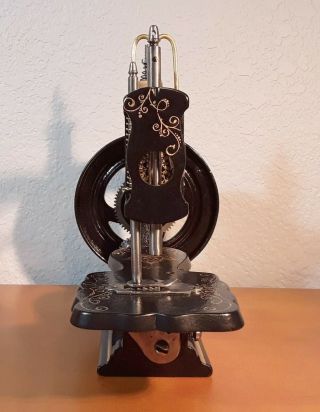 Rare - Grant Brothers Sewing machine - circa 1870,  Hand Crank,  England Style 7