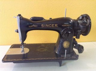 Vintage Antique Singer Sewing Machine Electric Black Cast Iron W/ Light