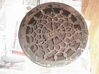 Vintage Round Cast Iron Floor Register Grate Louvered And,  Restoration