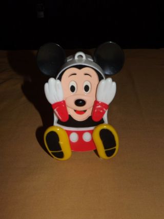 Vintage Walt Disney Mickey Mouse Illco Wind Up Musical Fara Shaka Peekaboo Toy