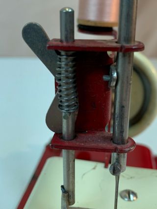 1950 ' s Gateway Junior NP 1 Sewing Machine Toy Hand Cranked Chicago ILL USA 7
