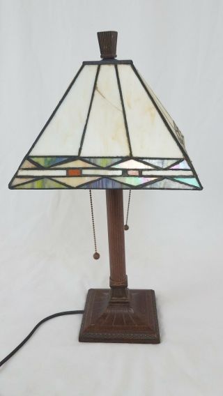 Tiffany style stained glass lamp double socket pull chain Arts Crafts Mission 8