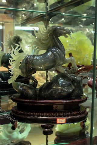 14.  6 " China 100 Natural Xiu Jade Green Jade Hand - Carved Horse Success Sculpture