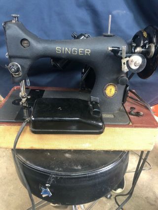 Singer Portable Electric Sewing Machine 128 - 23 With Case.
