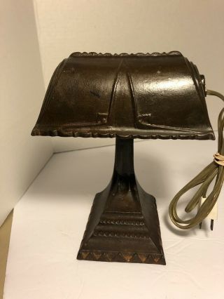 Antique Vintage Art Nouveau Cast Iron Banker Desk Lamp