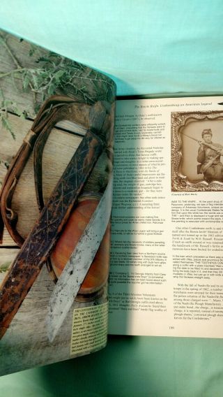 BOWIE KNIFE - BOOK - 