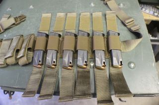 MOLLE II COYOTE BROWN SMALL ARMS MAG POUCH BELT HOLDS 12 MAGAZINES / CLIPS 2