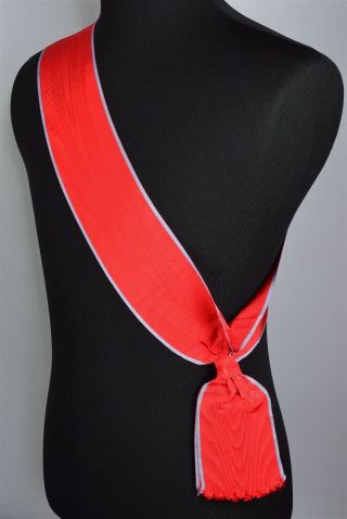 Military Decoration/award/recognition Sash/ribbon Rose - Red & White