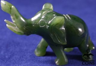 Hand Carved Green Jade Elephant Figurine Decor Sculpture Statue (25 Grams)