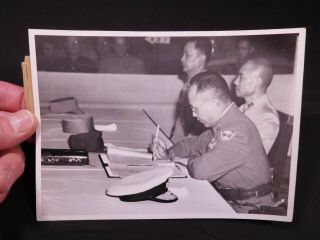 RARE 5x7 photograph of General HO YING - CHIN Chinese Army singing paper 2