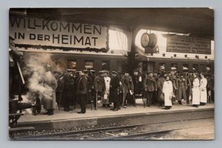 Ww1 Antique German Real Photo Rppc Postcard Soldier Amputees At Railroad Station