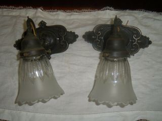 Pair Vintage Metal Cast Wall Mount Sconces Electric Light Fixtures Lamp Bath