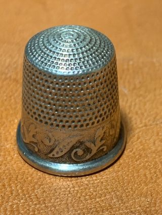 Antique Sterling Silver Thimble by Waite Thresher Co.  Leaves Size 9 2