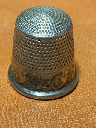 Antique Sterling Silver Thimble by Waite Thresher Co.  Leaves Size 9 4