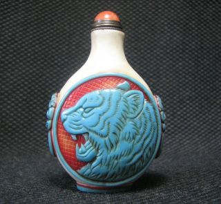 Special Chinese Glass Carve Tiger Head Design Snuff Bottle。。。。