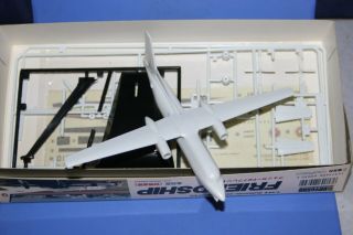 Doyusha Fokker F - 27 Friendship with Motor and ”In assembly” 1/144 JAPAN 4