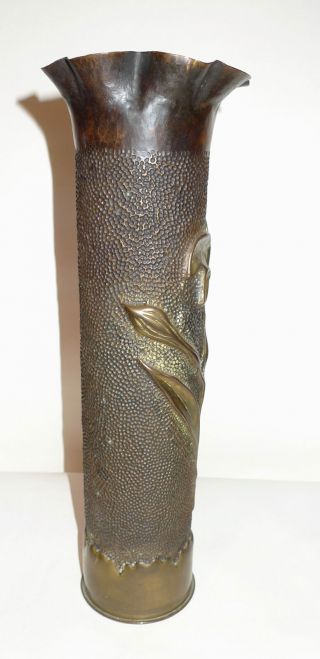 WWI 1914 Trench Art Hammered 75mm Artillery Shell Vase Floral/Lily Flower 6