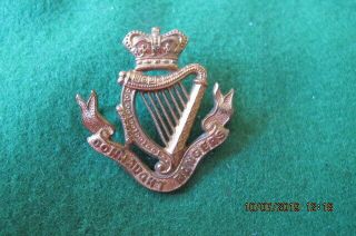 Militaria - Great Britain - The Connaught Rangers Cap Badge Qvc