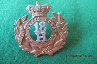 Militaria - Great Britain - The 18th Royal Hussars Cap Badge Qvc
