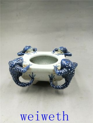 Old Antique Chinese Blue And White Old China Carved Frog Ashtray W Qianlong Mark