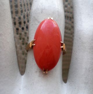 Antique Deco 18k Gold Mediterranean Salmon Red Coral Cocktail Ring 4.  8 Greams
