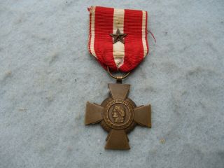 Wwi French Medal Military Cross Of Valor With Star Ww1