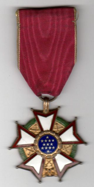 Us Early Quality Wwii Era Legion Of Merit Legionnaire Medal Circa 1945